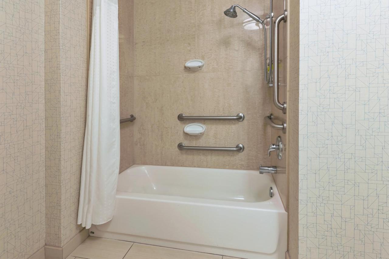 Holiday Inn Express Hotel & Suites Warminster-Horsham By Ihg Szoba fotó