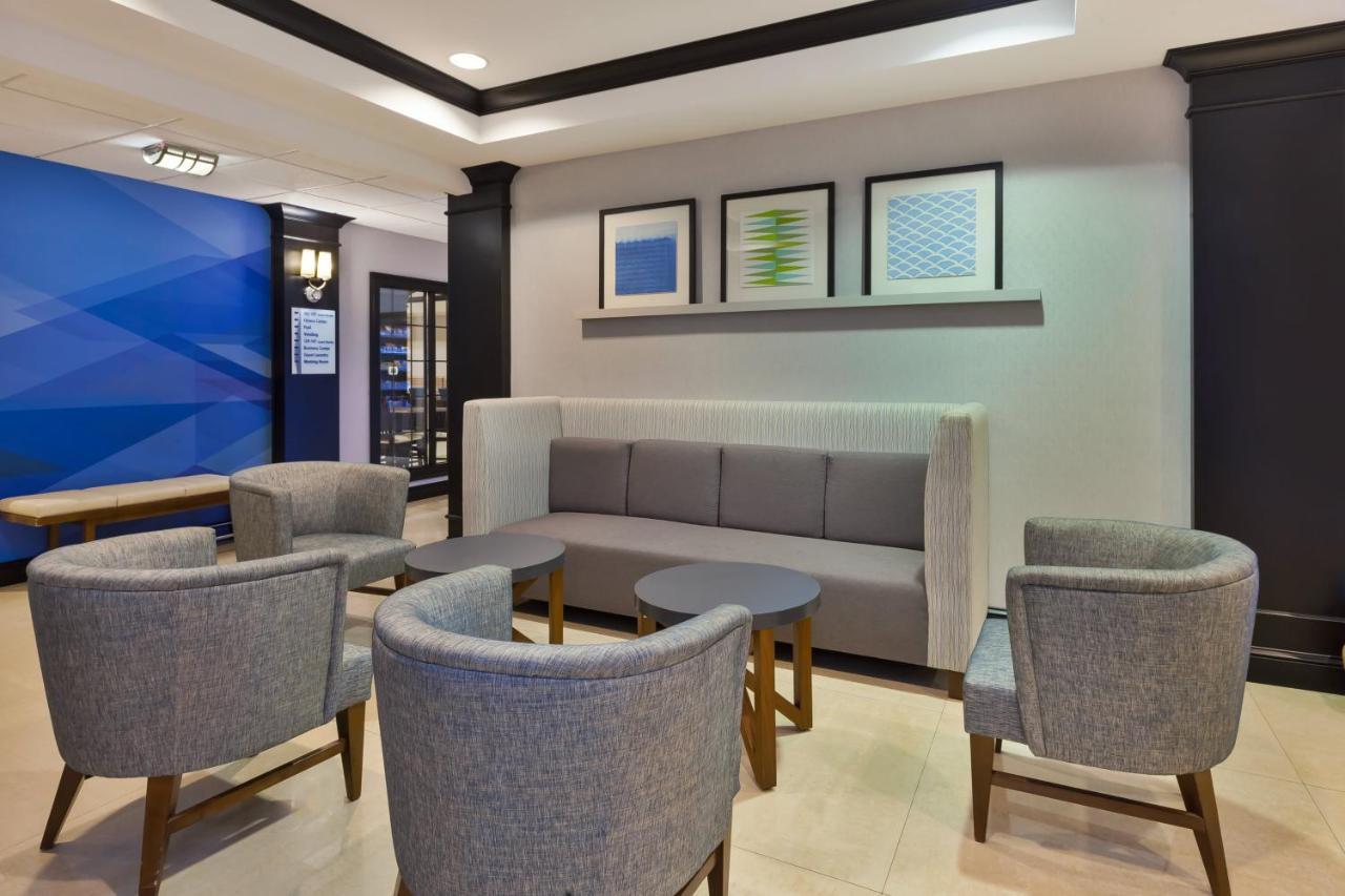 Holiday Inn Express Hotel & Suites Warminster-Horsham By Ihg Kültér fotó
