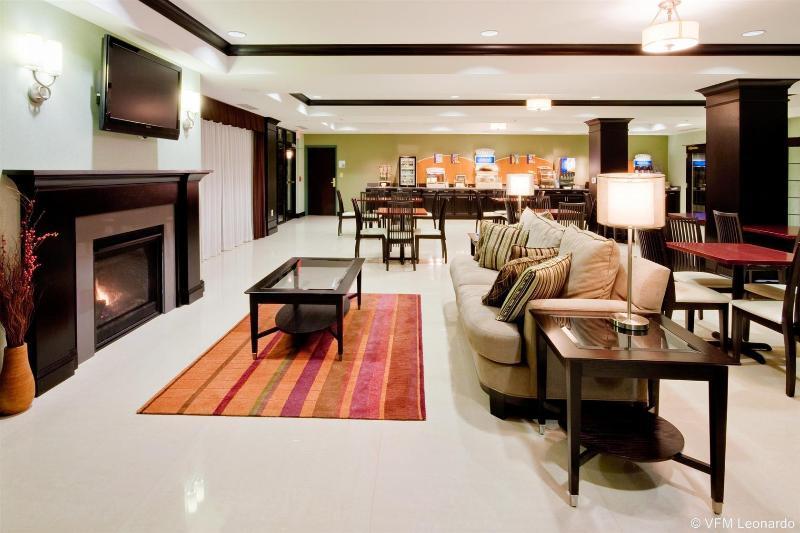 Holiday Inn Express Hotel & Suites Warminster-Horsham By Ihg Kültér fotó