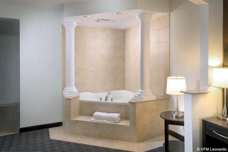 Holiday Inn Express Hotel & Suites Warminster-Horsham By Ihg Kültér fotó